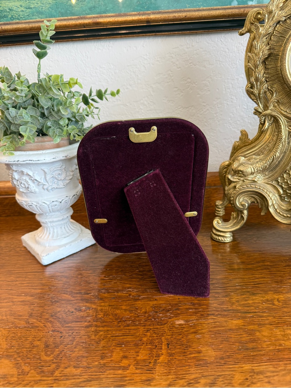 Vintage Solid Brass 5” X 7” Photo Frame with Gothic Black Cat - Picture 6 of 9